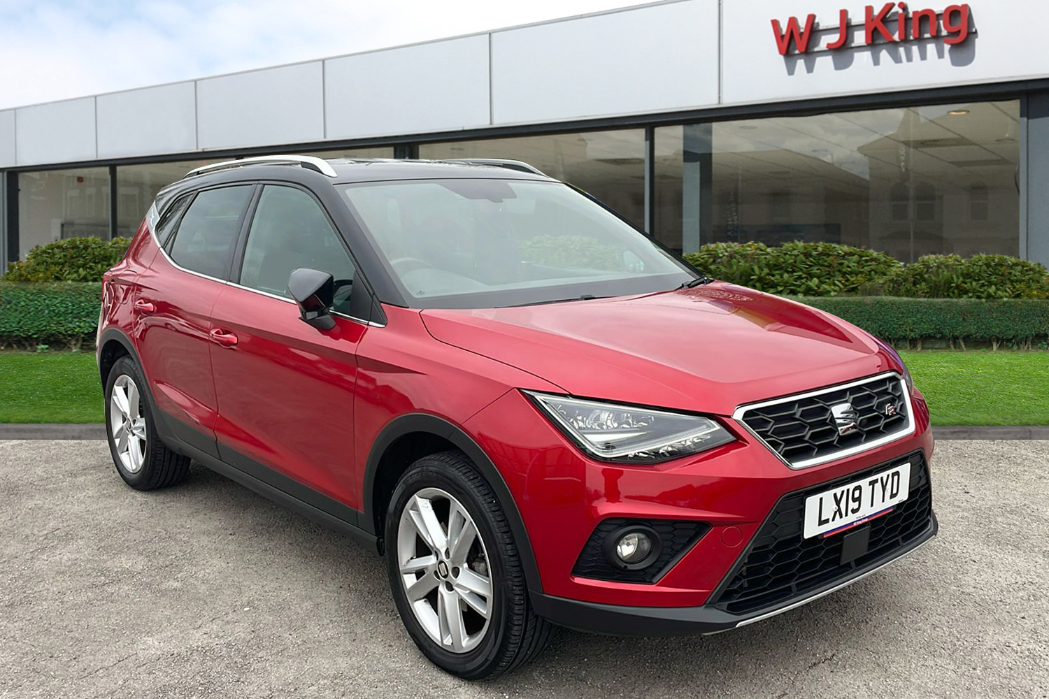 Main listing image - SEAT Arona