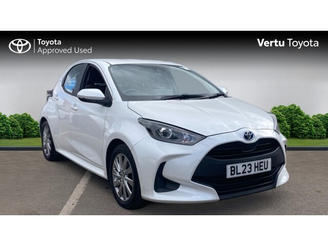 Main listing image - Toyota Yaris