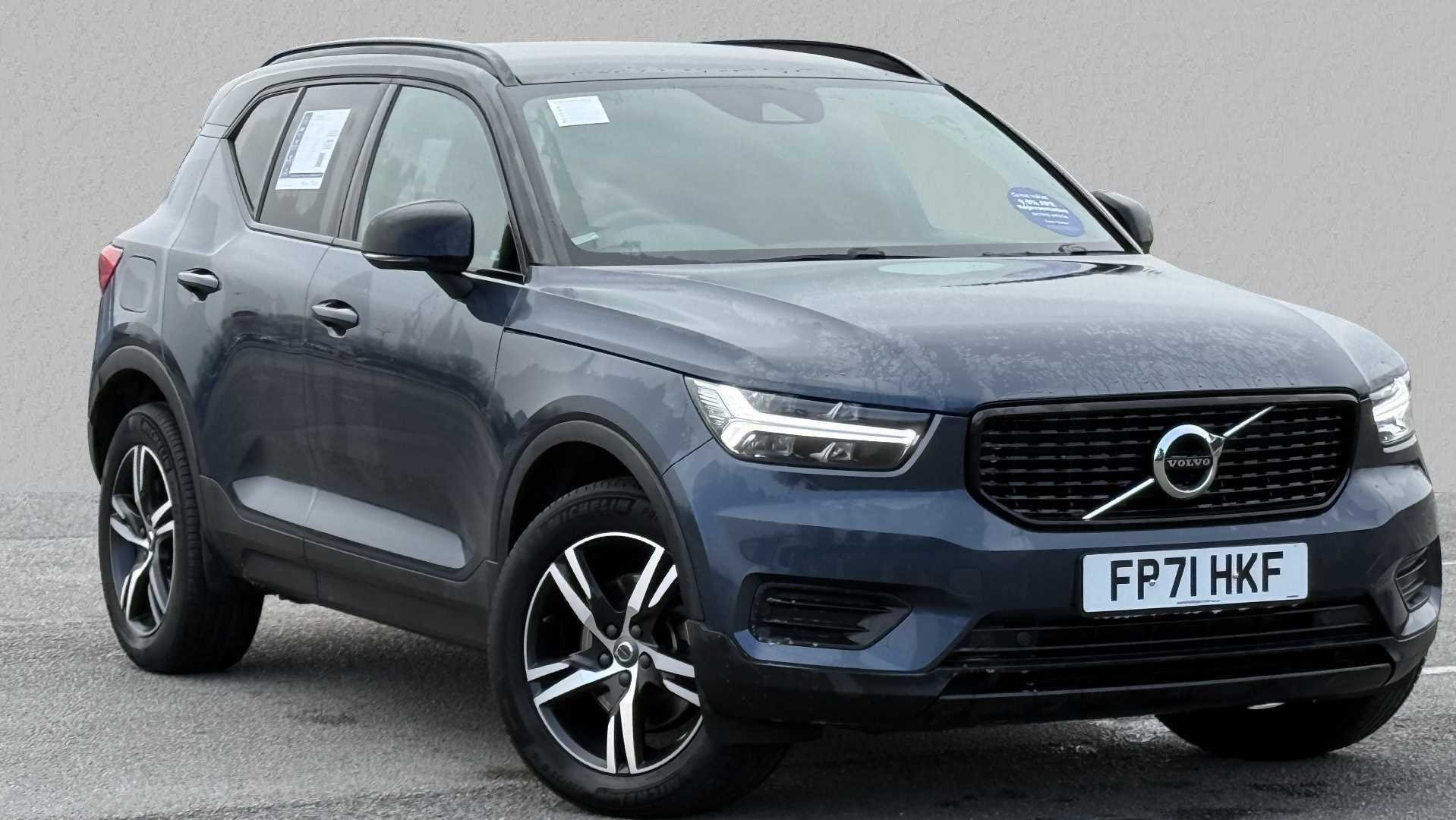 Main listing image - Volvo XC40