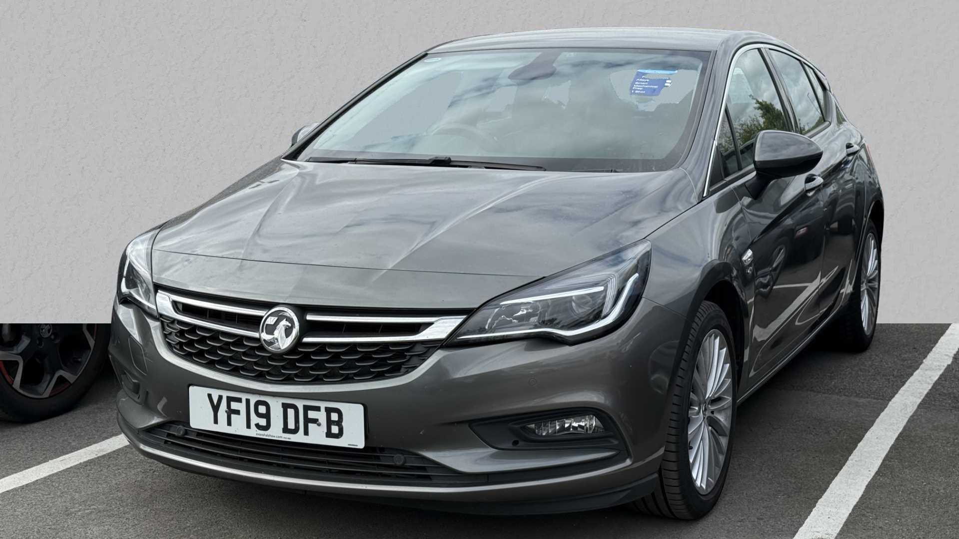 Main listing image - Vauxhall Astra