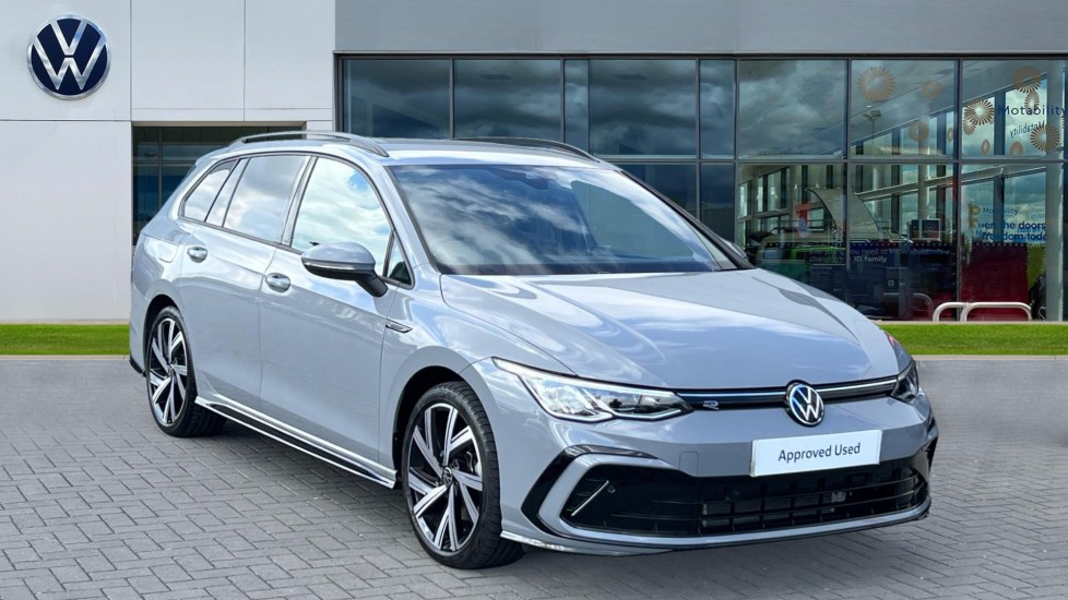 Main listing image - Volkswagen Golf Estate