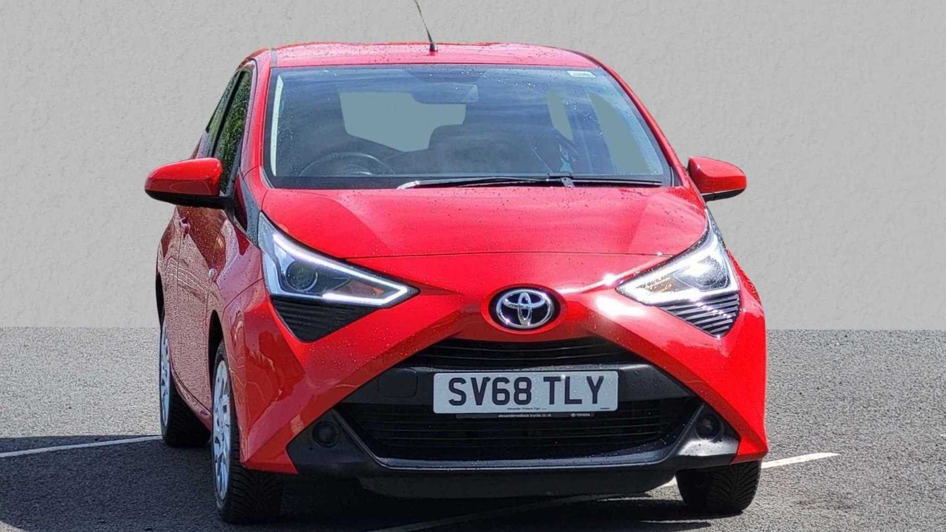 Main listing image - Toyota Aygo