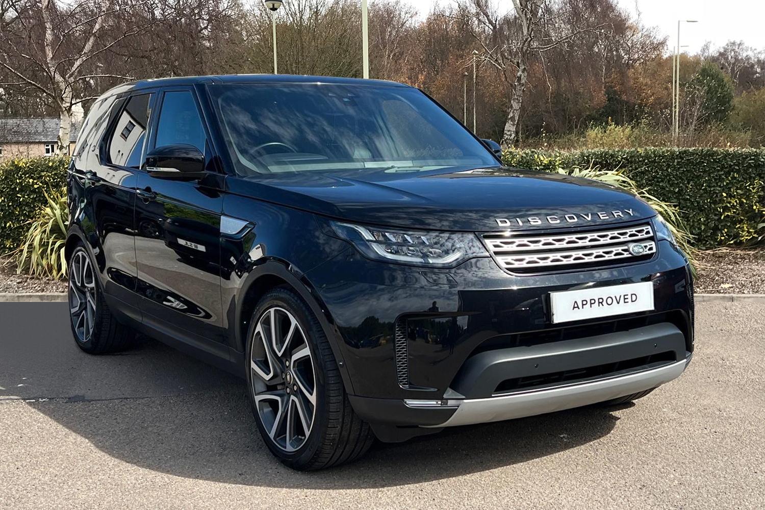 Main listing image - Land Rover Discovery