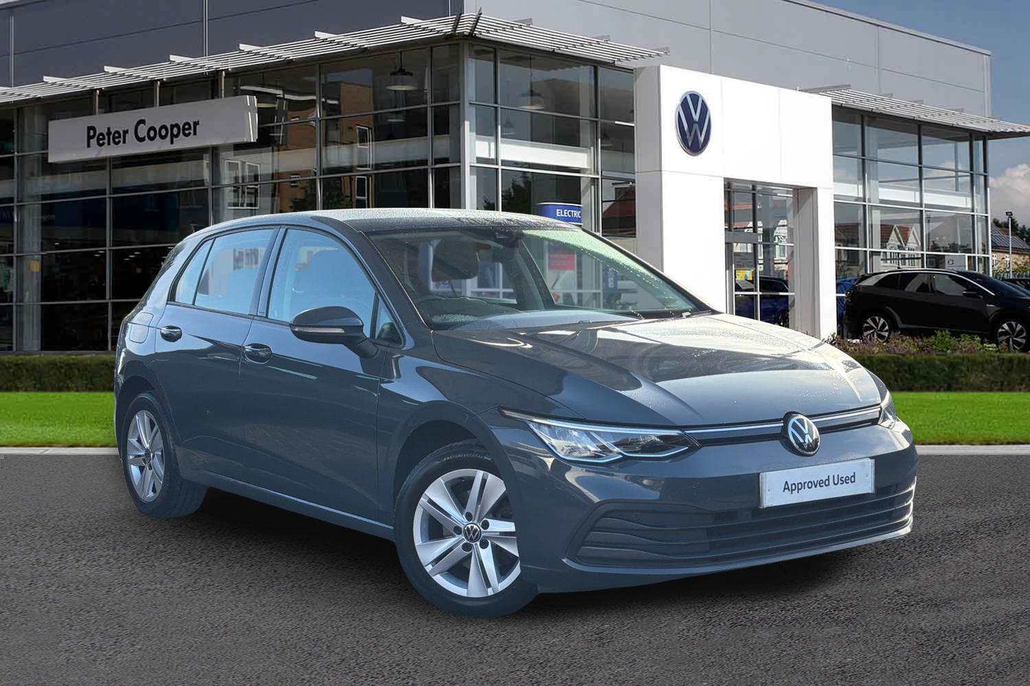 Main listing image - Volkswagen Golf