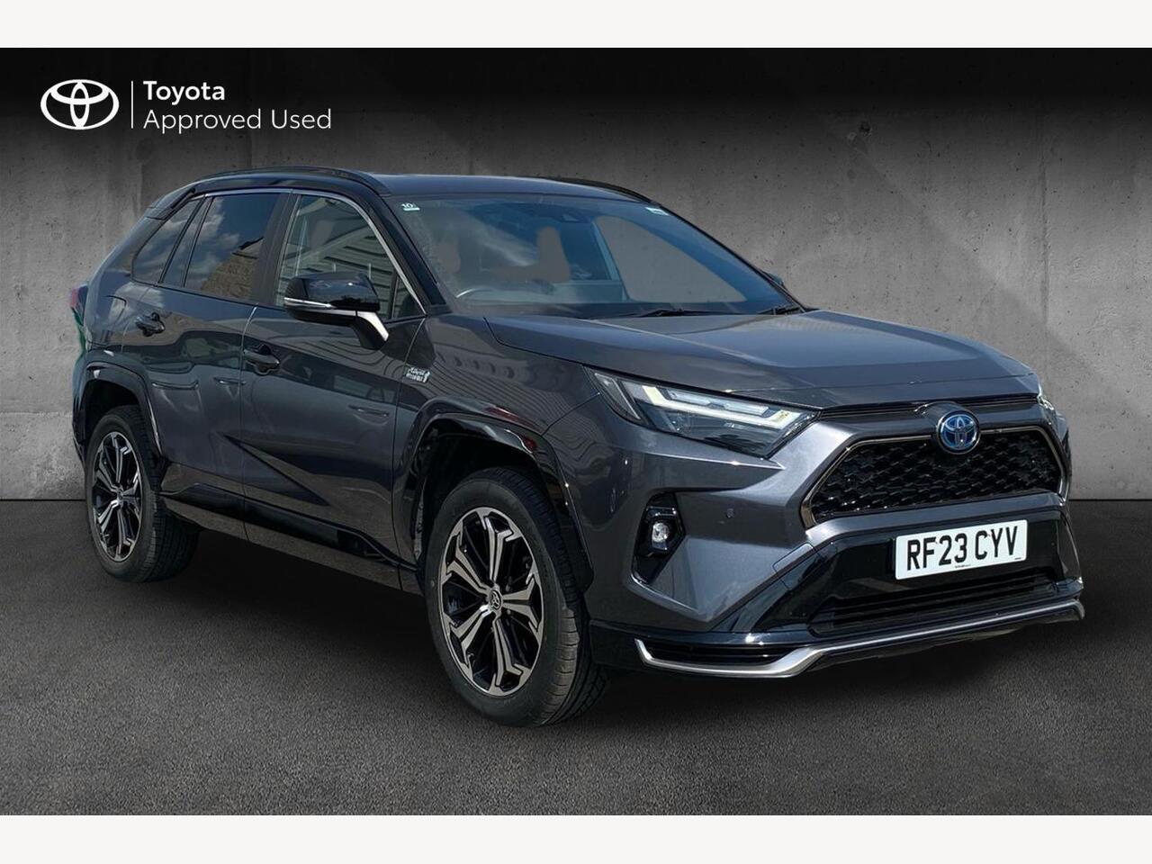 Main listing image - Toyota RAV4