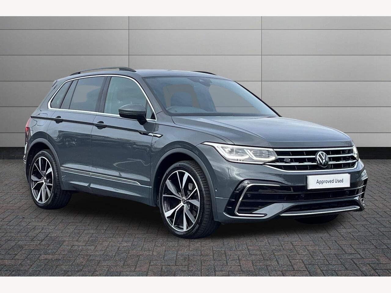 Main listing image - Volkswagen Tiguan