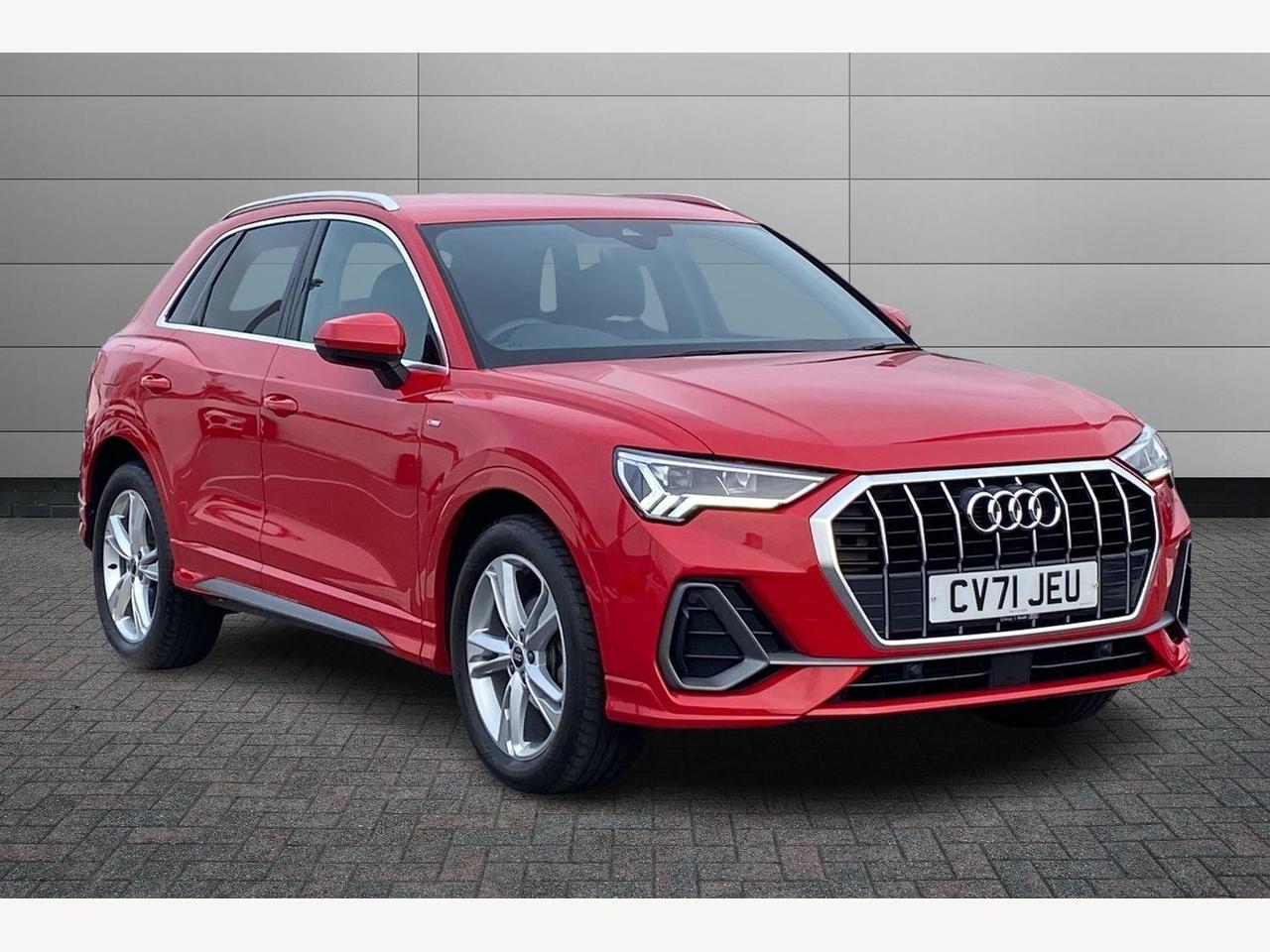 Main listing image - Audi Q3