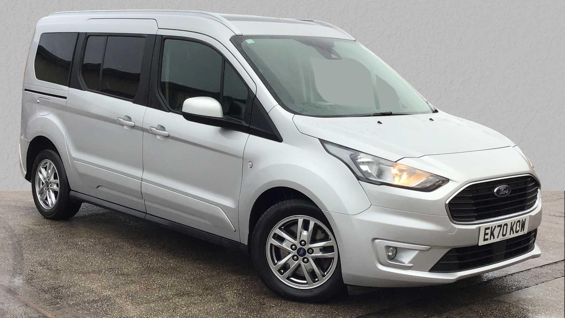 Main listing image - Ford Grand Tourneo Connect