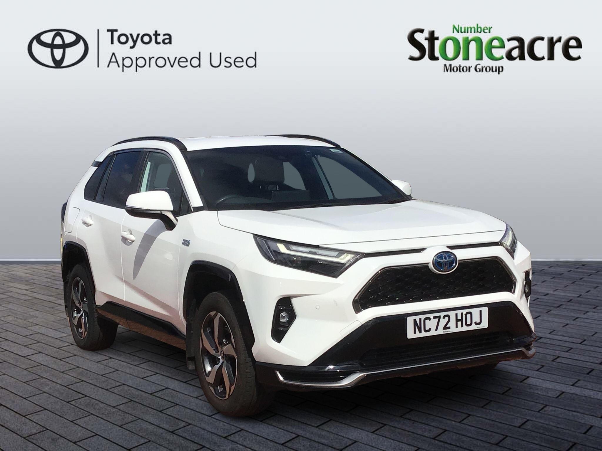 Main listing image - Toyota RAV4