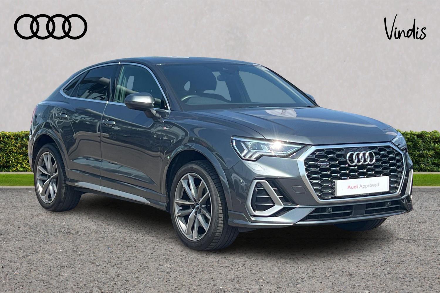 Main listing image - Audi Q3