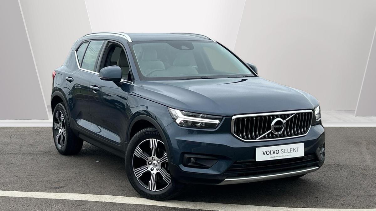 Main listing image - Volvo XC40
