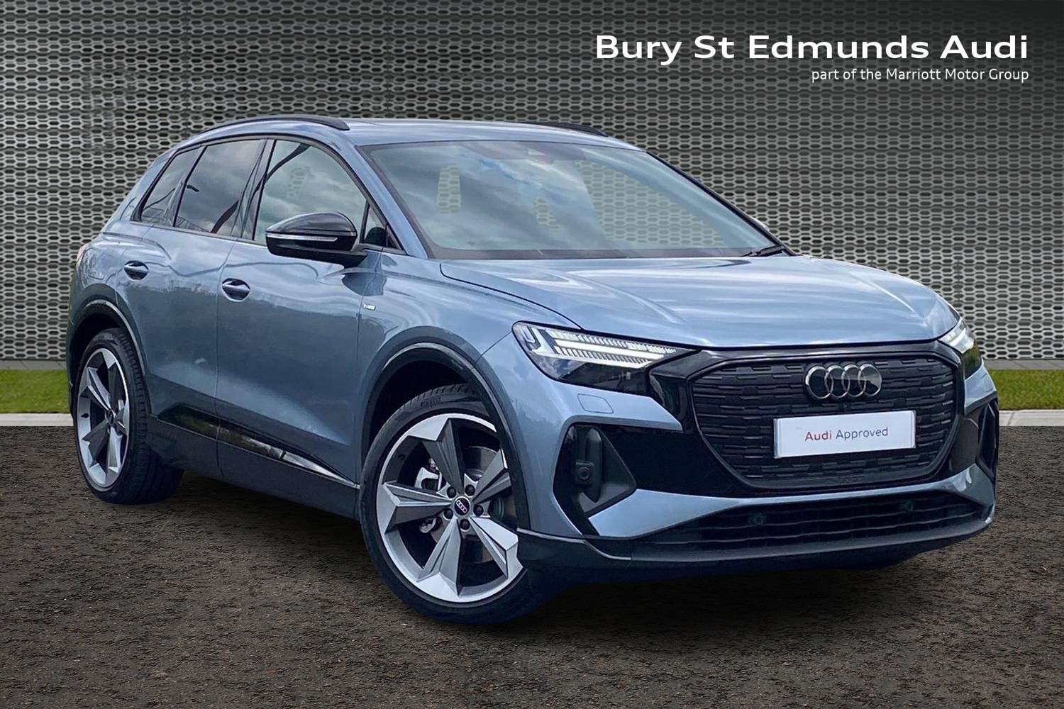 Main listing image - Audi Q4
