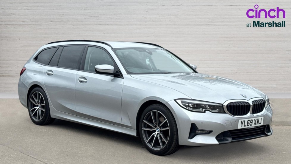 Main listing image - BMW 3 Series Touring