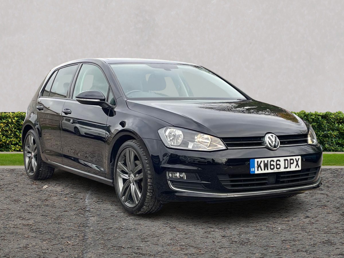 Main listing image - Volkswagen Golf