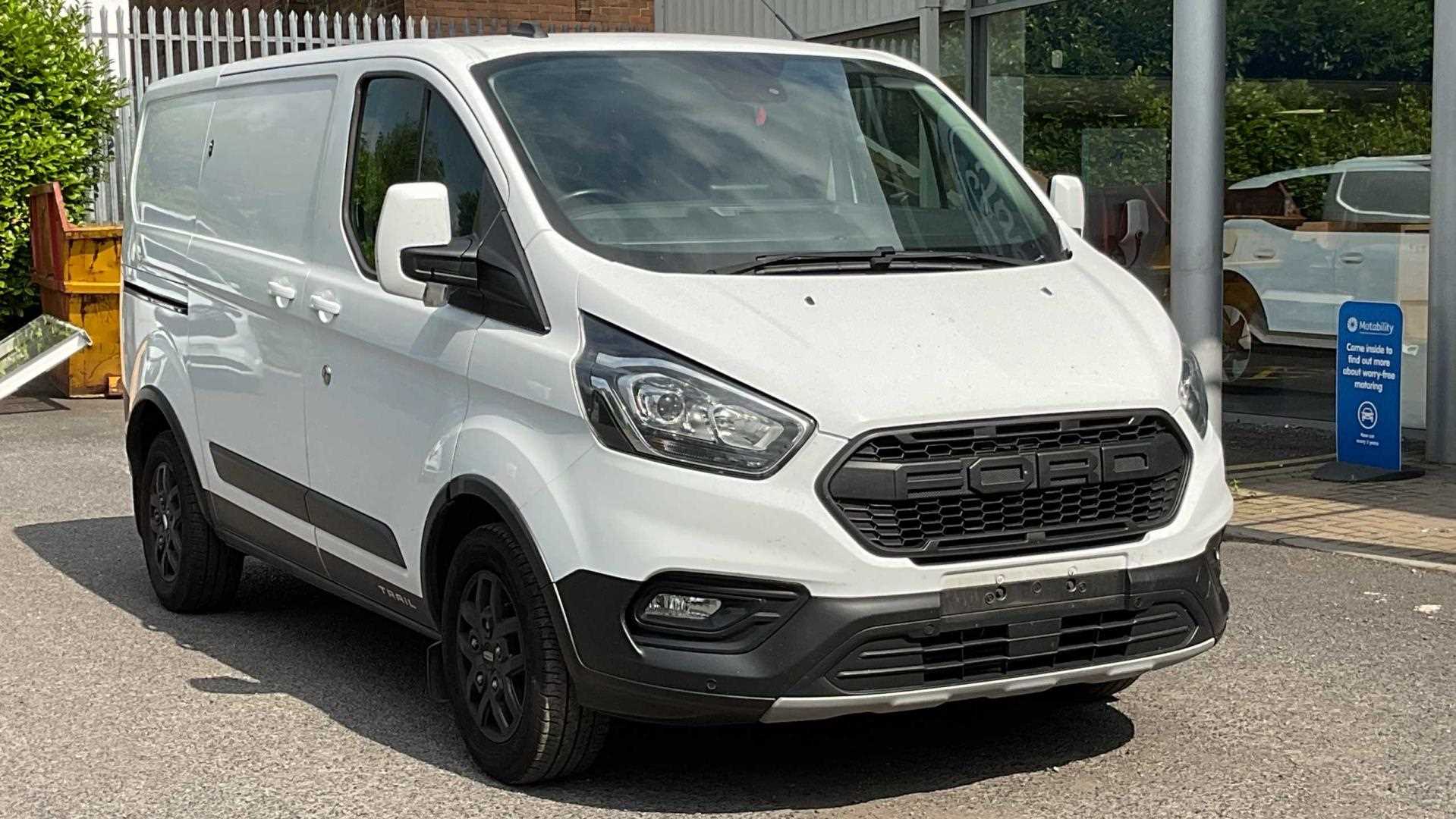 Main listing image - Ford Transit Custom