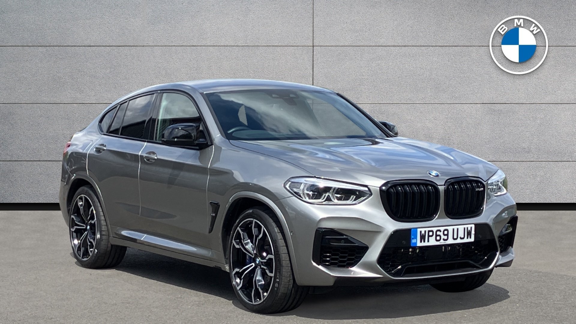 Main listing image - BMW X4 M