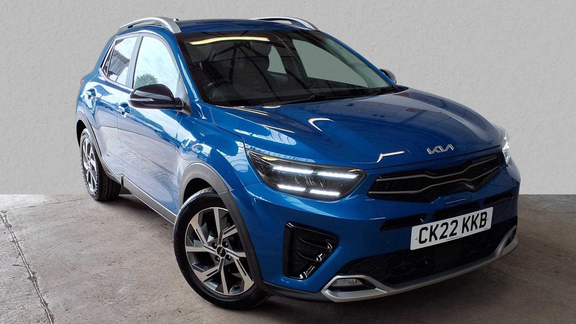 Main listing image - Kia Stonic