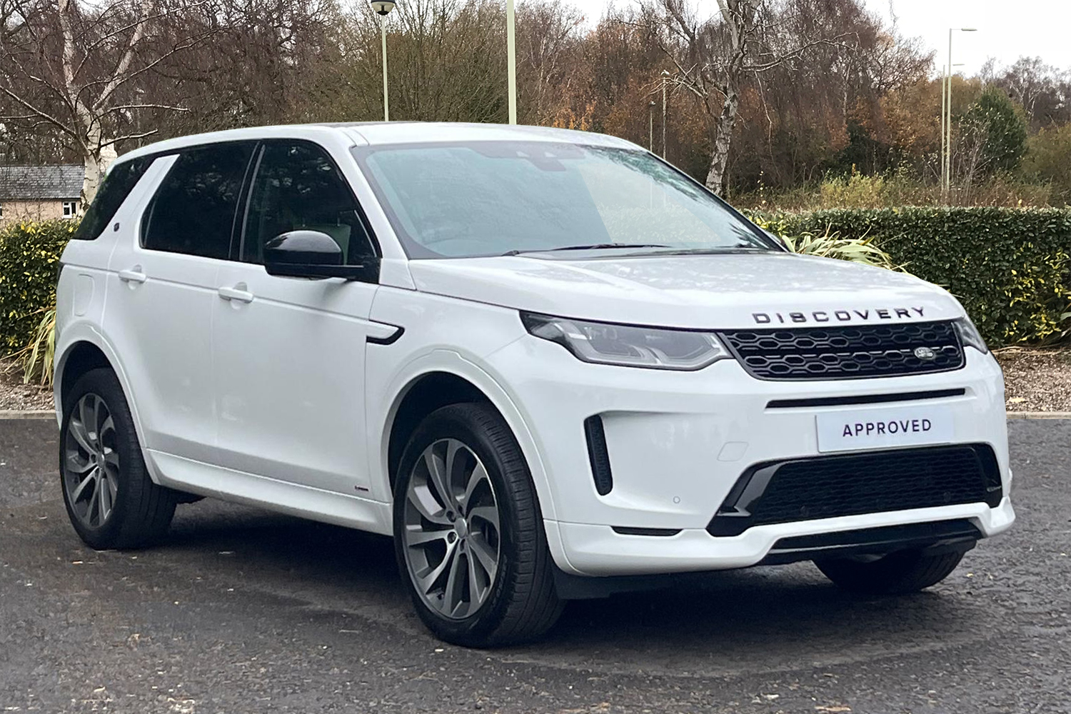 Main listing image - Land Rover Discovery Sport