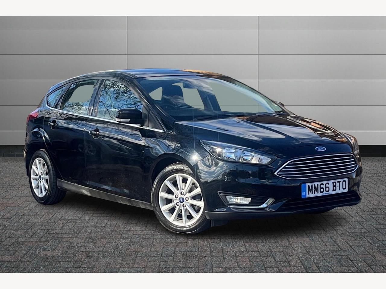 Main listing image - Ford Focus