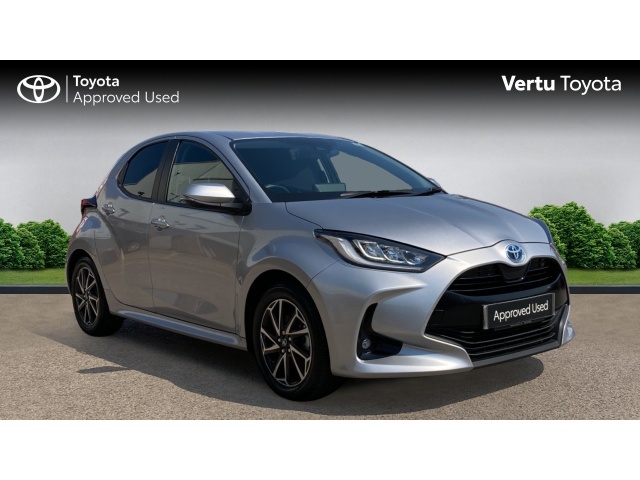 Main listing image - Toyota Yaris