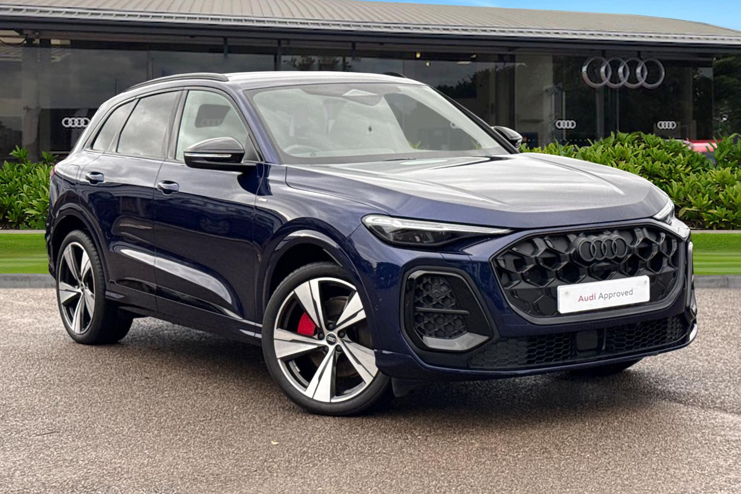 Main listing image - Audi Q5