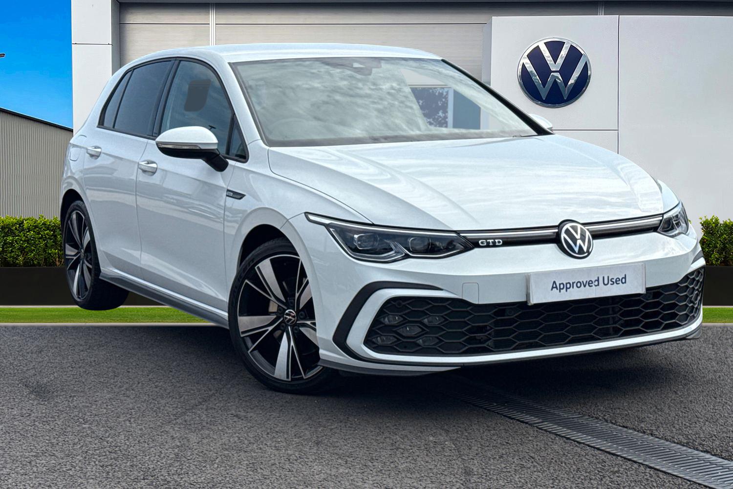 Main listing image - Volkswagen Golf