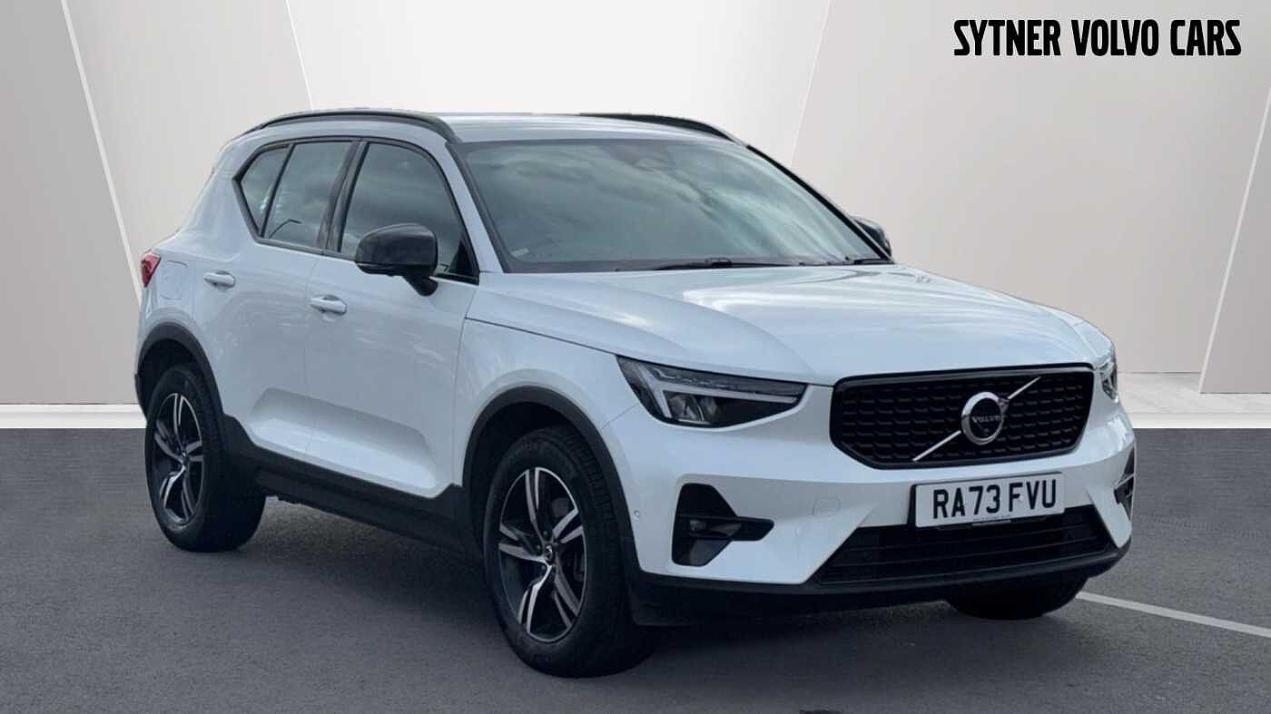 Main listing image - Volvo XC40