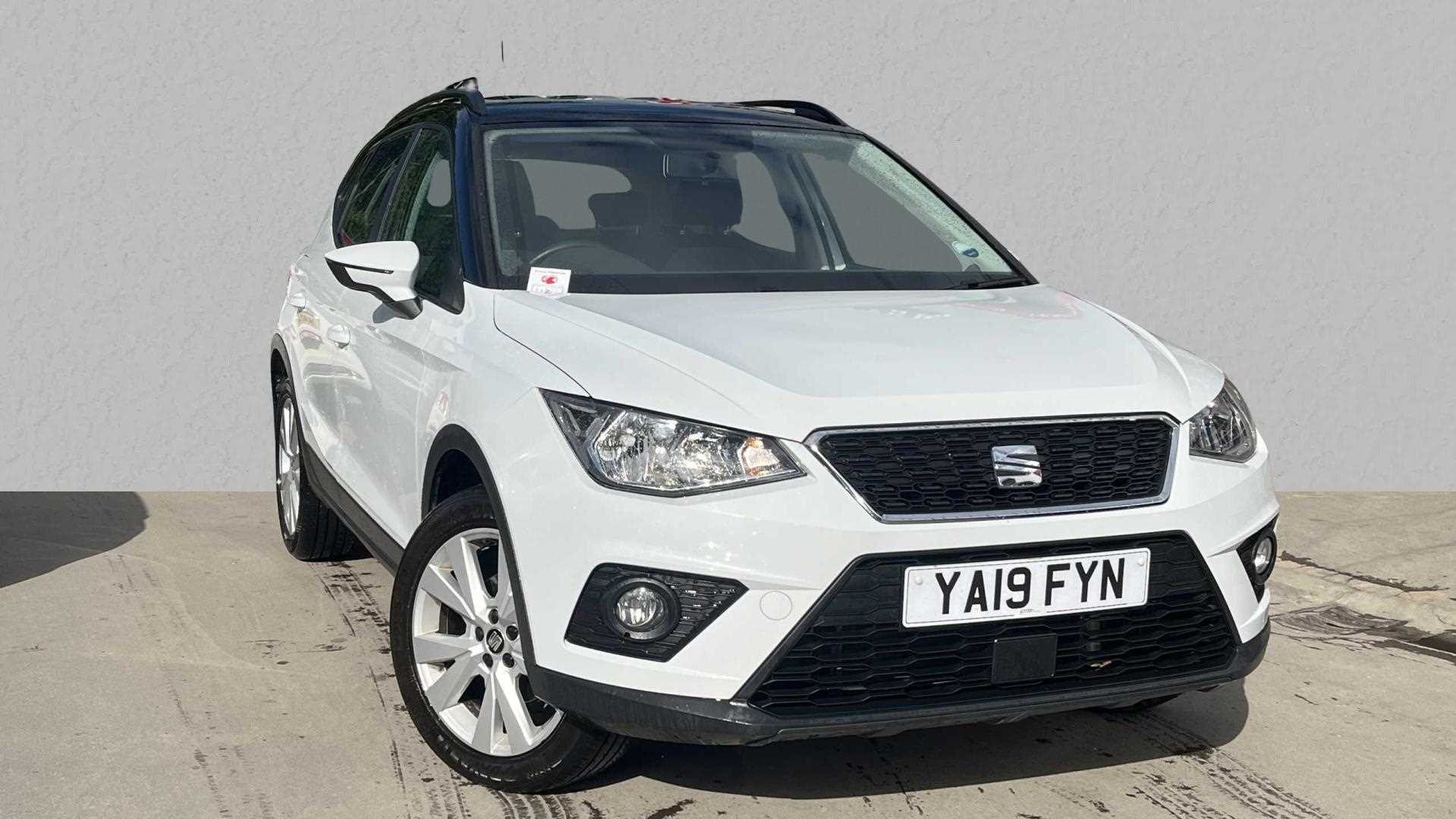 Main listing image - SEAT Arona