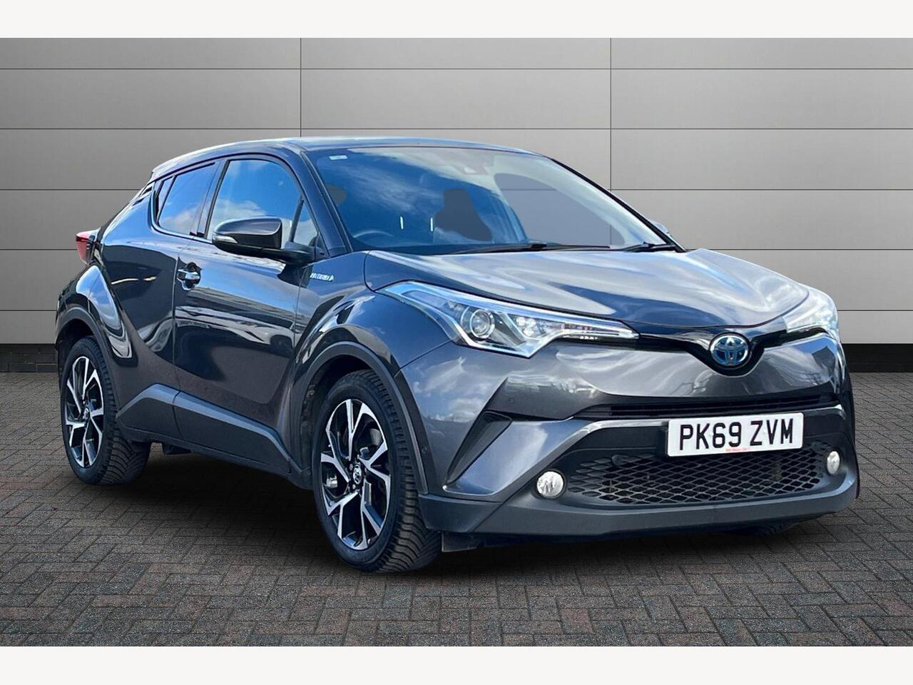 Main listing image - Toyota C-HR
