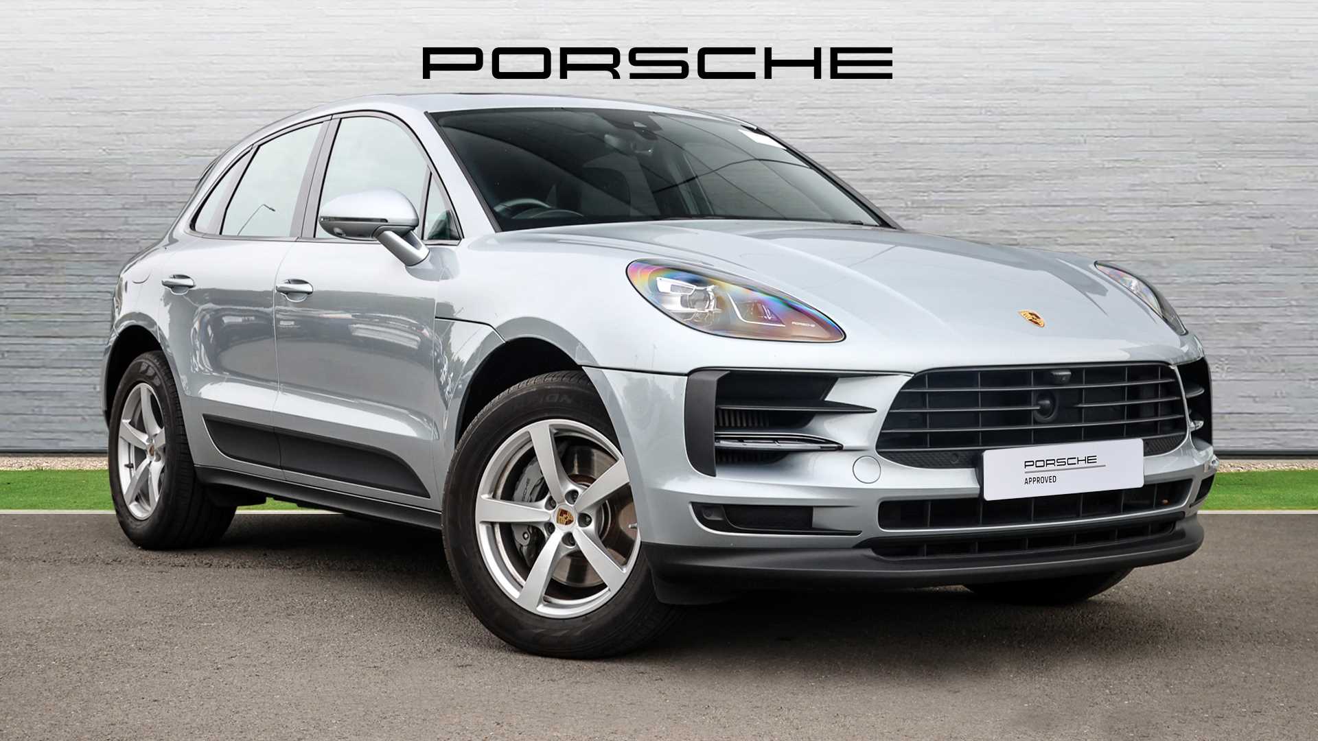 Main listing image - Porsche Macan