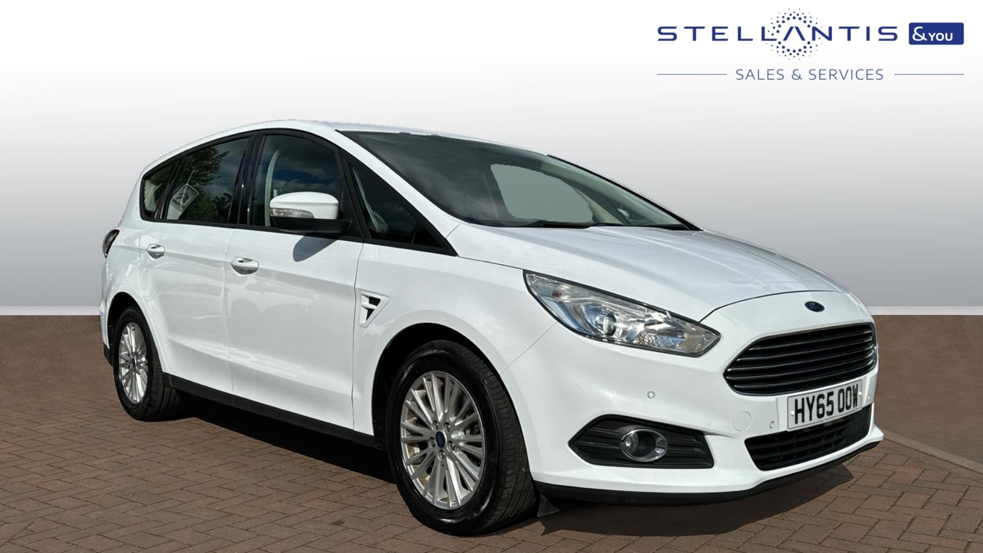 Main listing image - Ford S-MAX