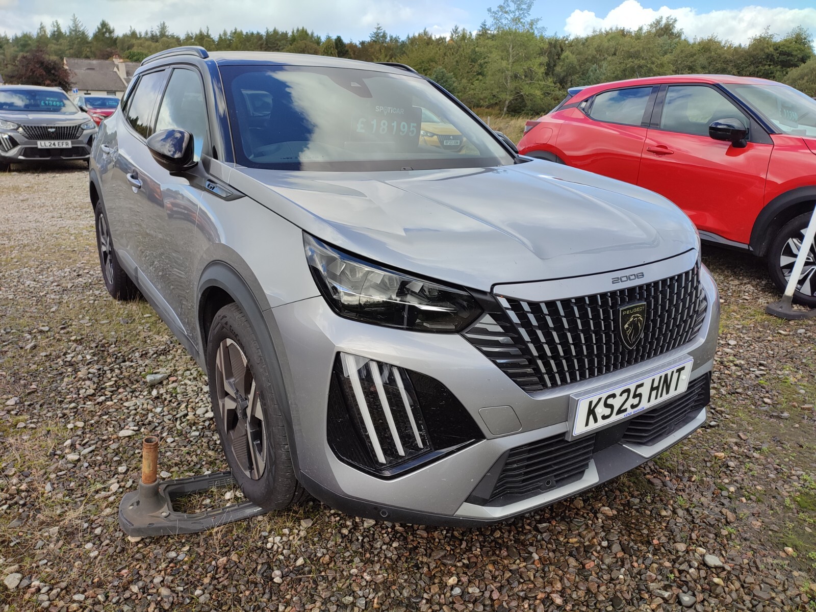 Main listing image - Peugeot 2008