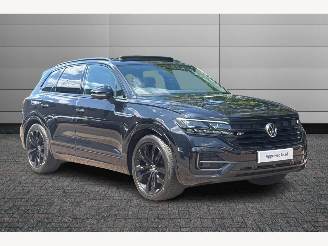 Main listing image - Volkswagen Touareg