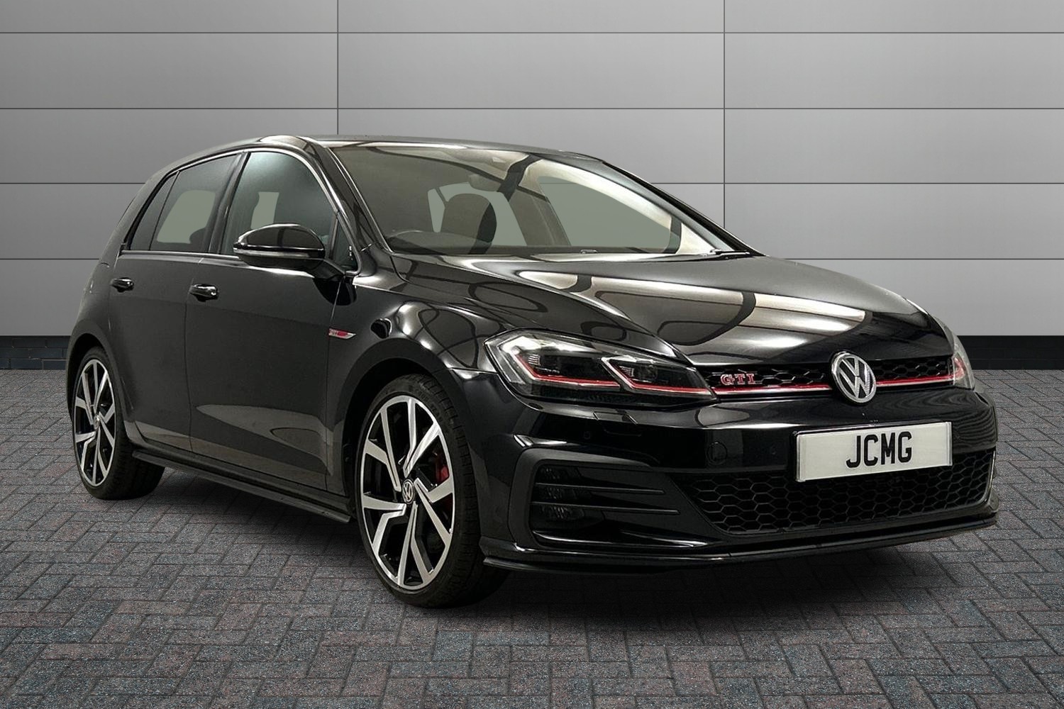 Main listing image - Volkswagen Golf GTI