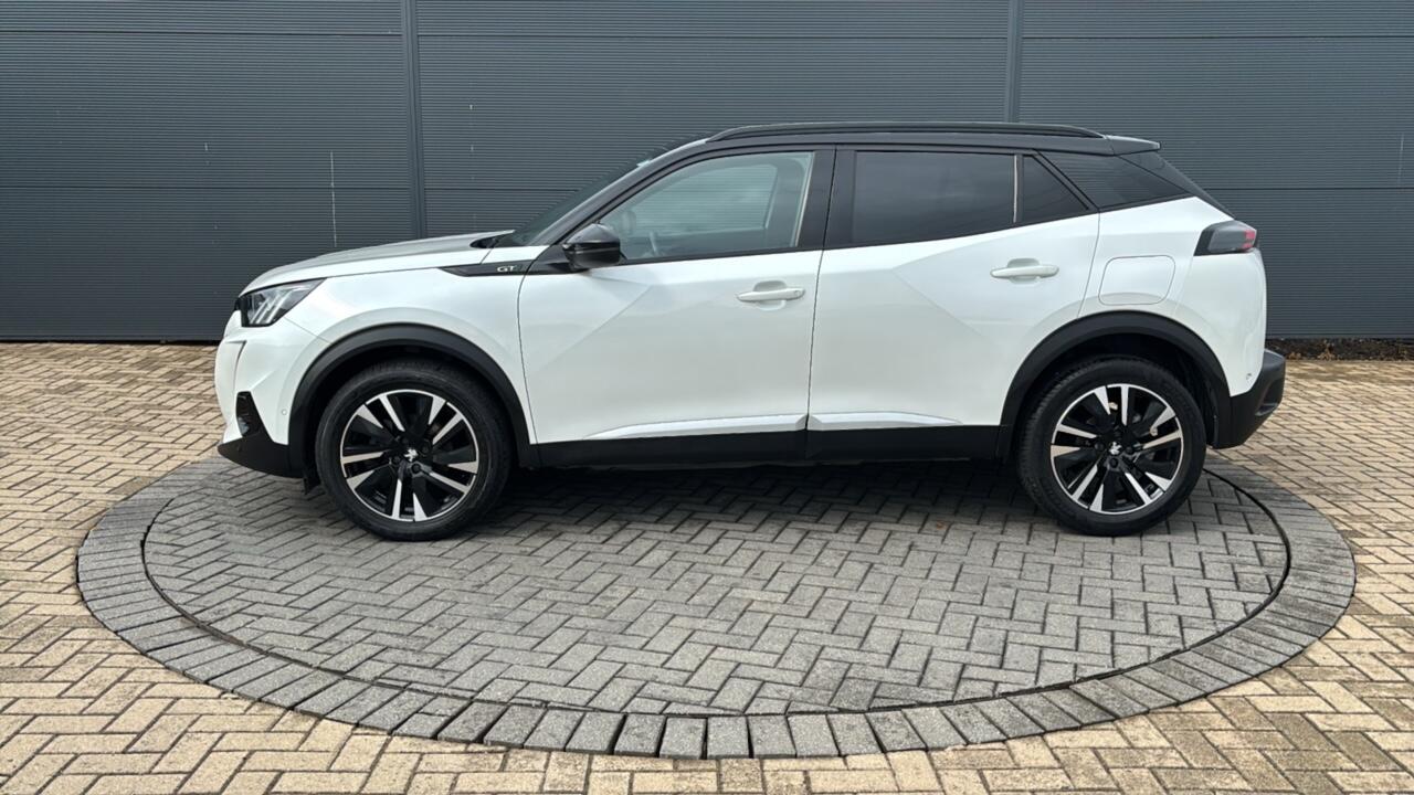 Main listing image - Peugeot 2008