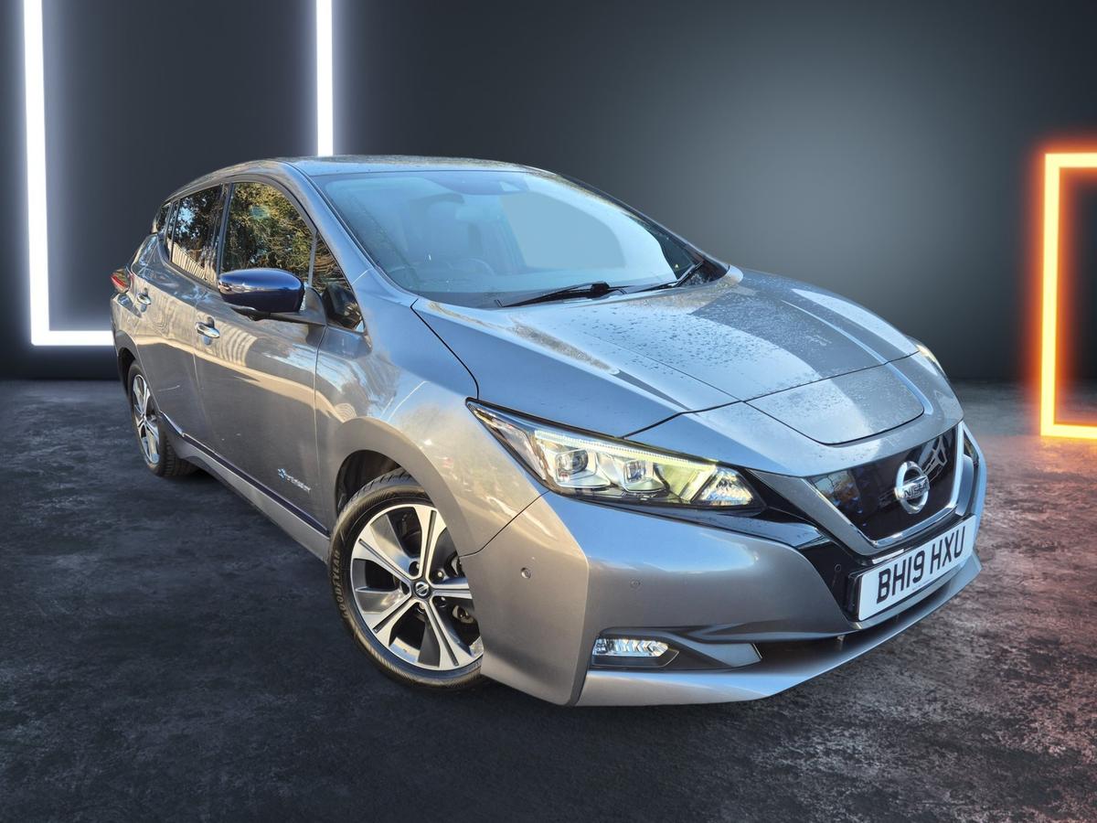 Main listing image - Nissan Leaf