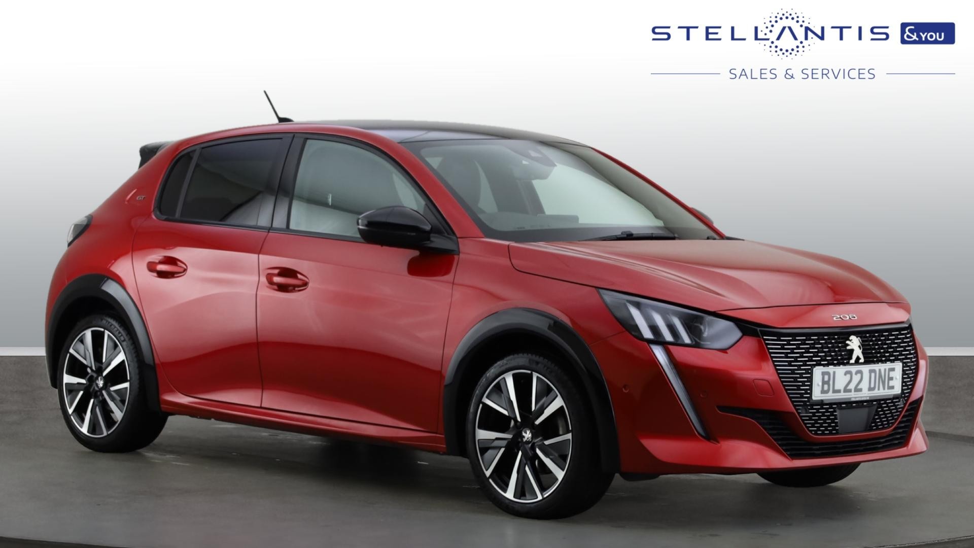 Main listing image - Peugeot 208