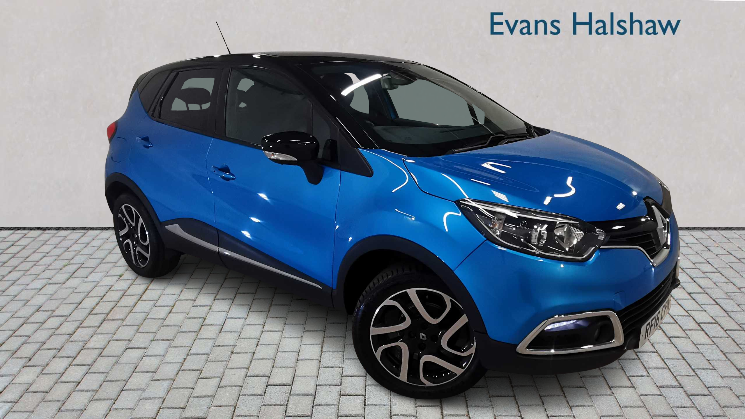 Main listing image - Renault Captur