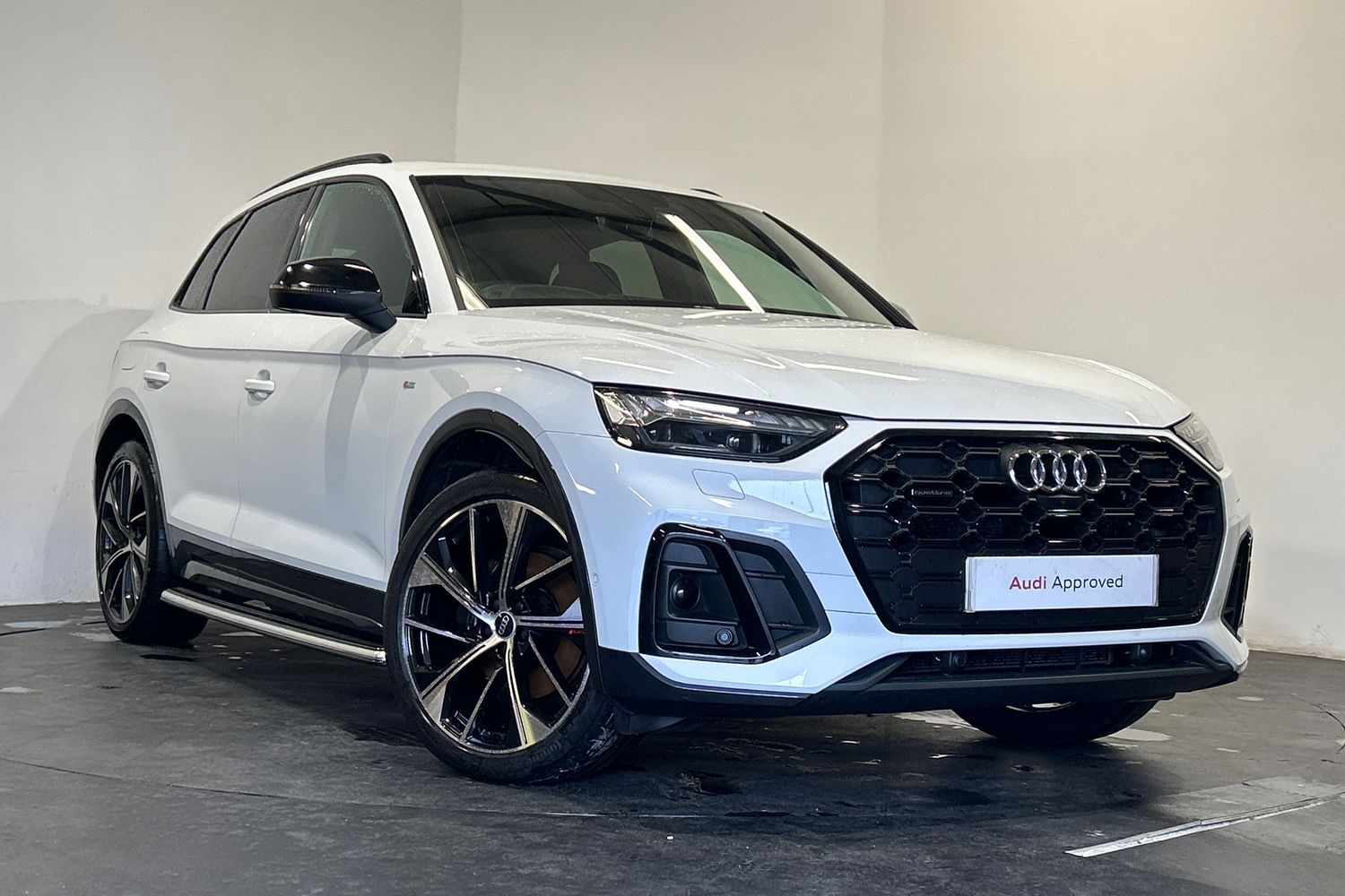 Main listing image - Audi Q5