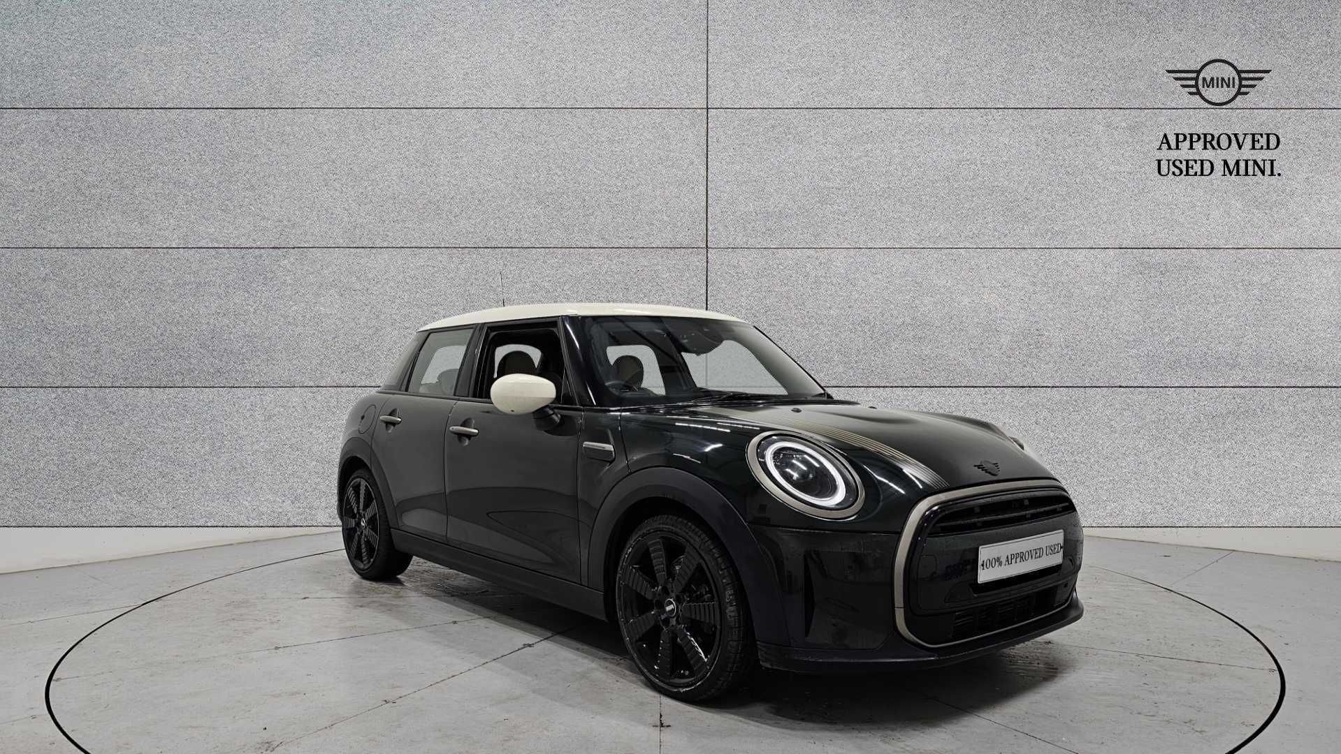 Main listing image - MINI Hatchback 5dr