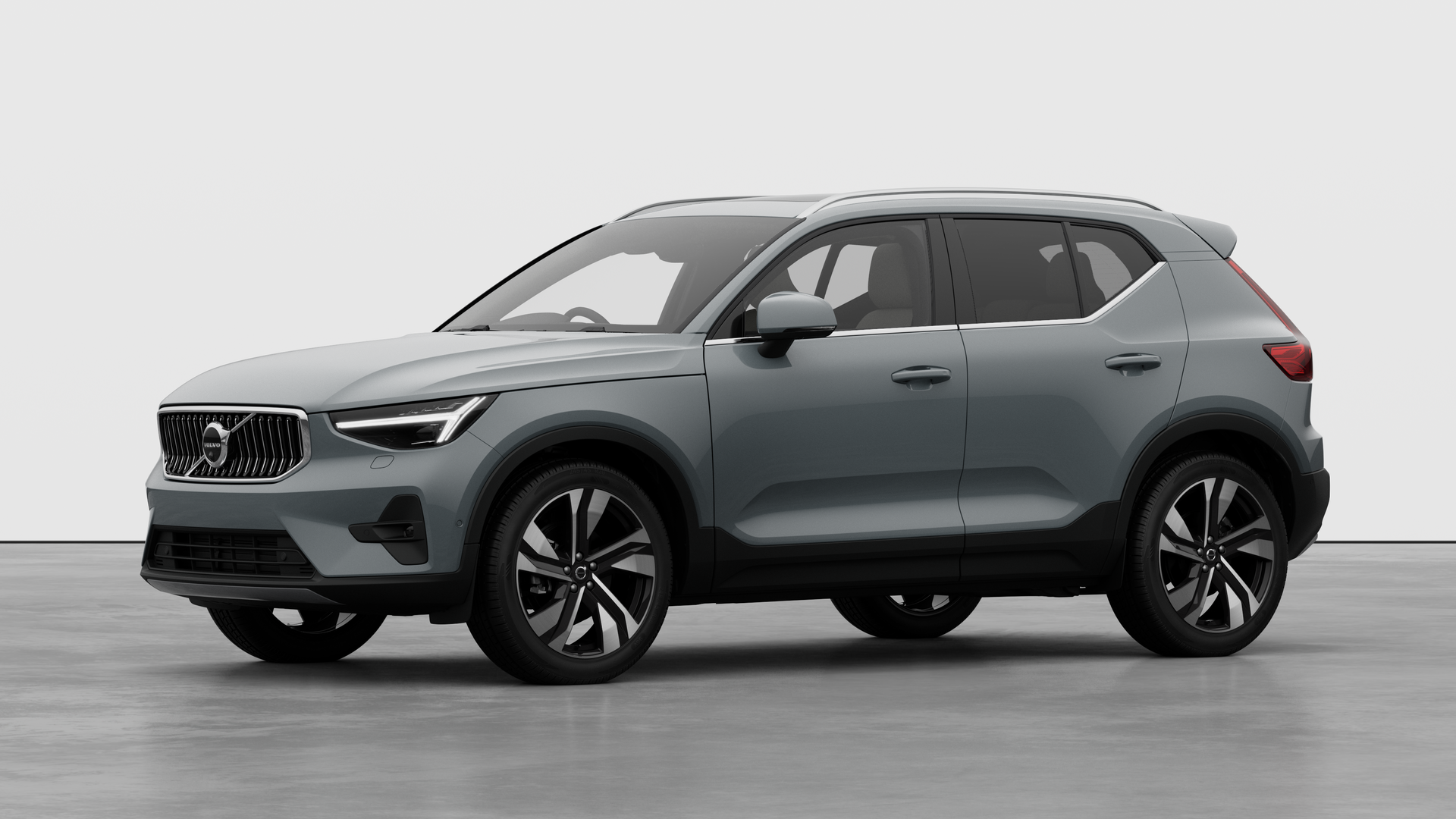 Main listing image - Volvo XC40
