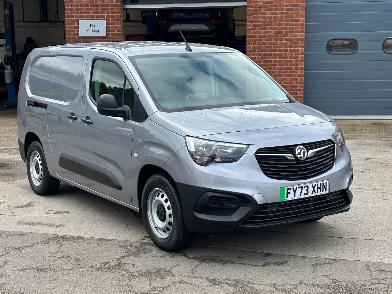 Main listing image - Vauxhall Combo Cargo-e