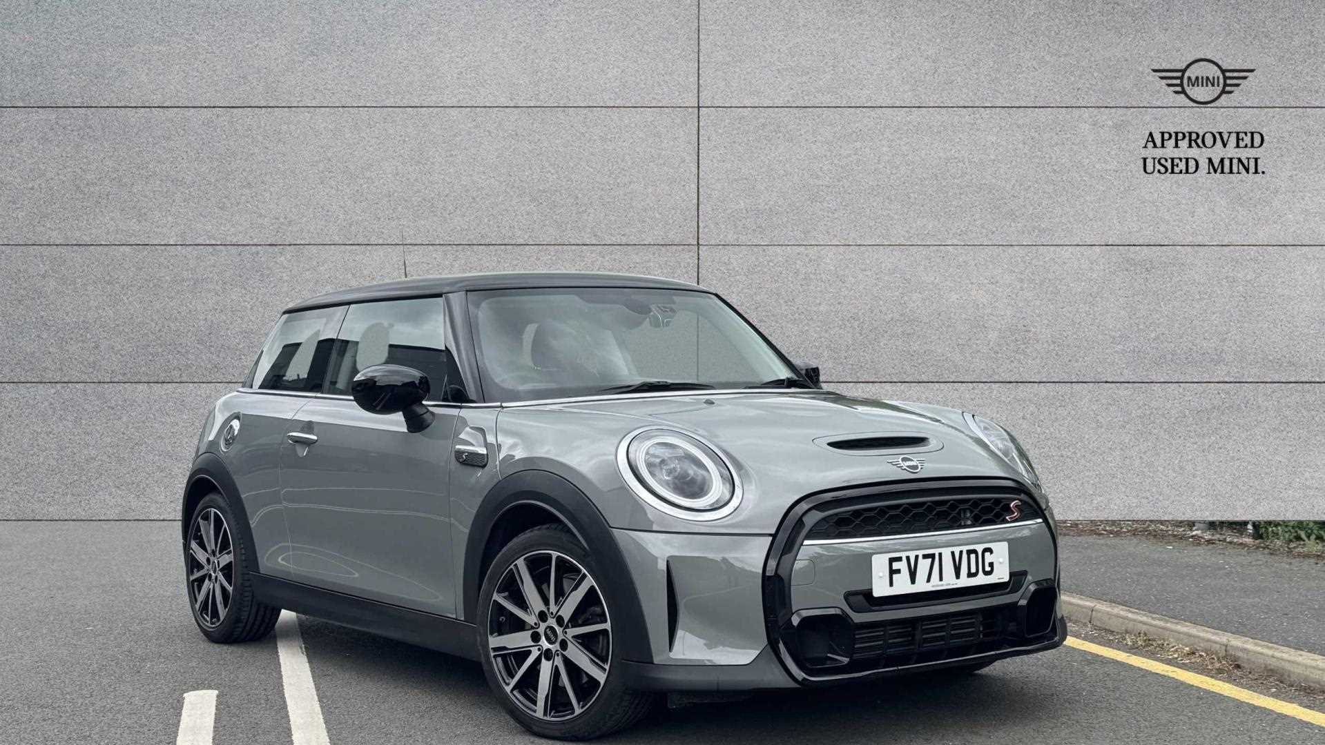 Main listing image - MINI Hatchback