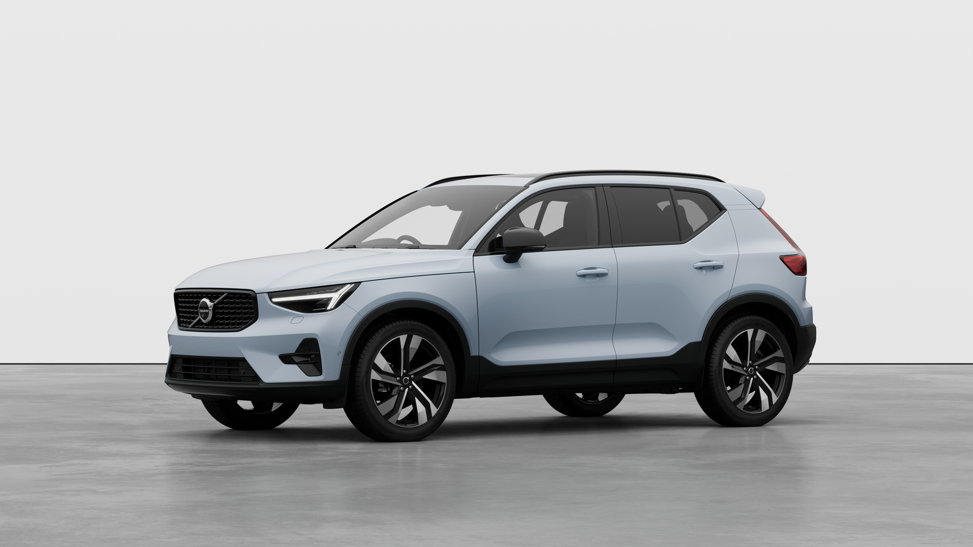 Main listing image - Volvo XC40
