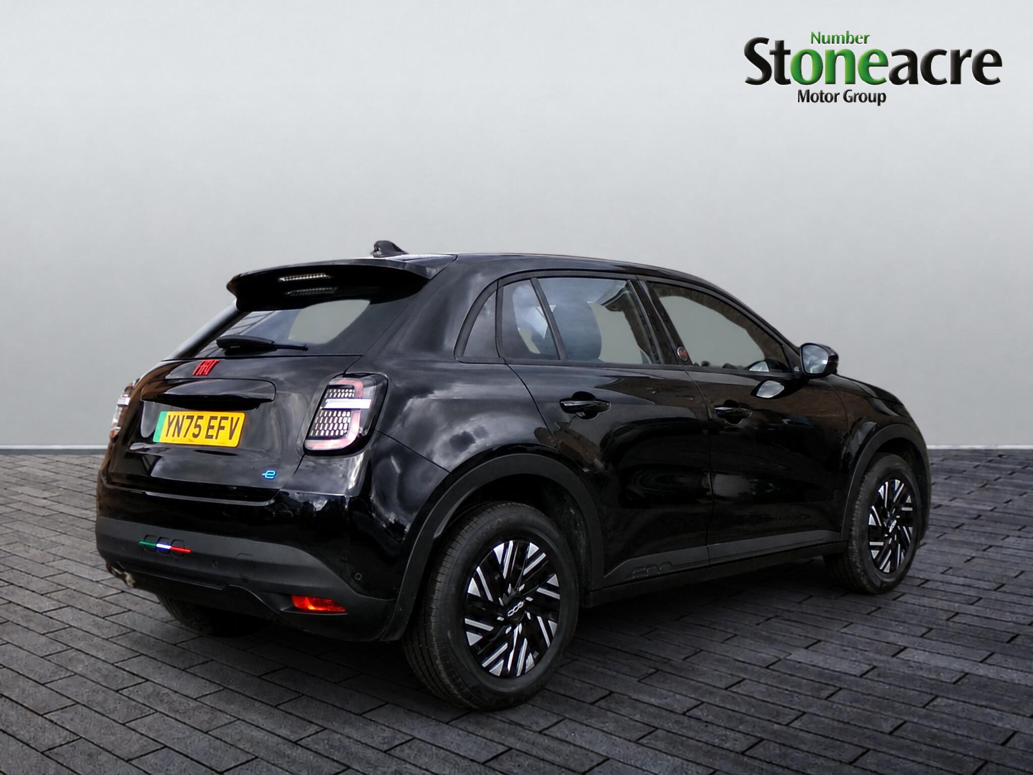 Main listing image - Fiat 600 Electric