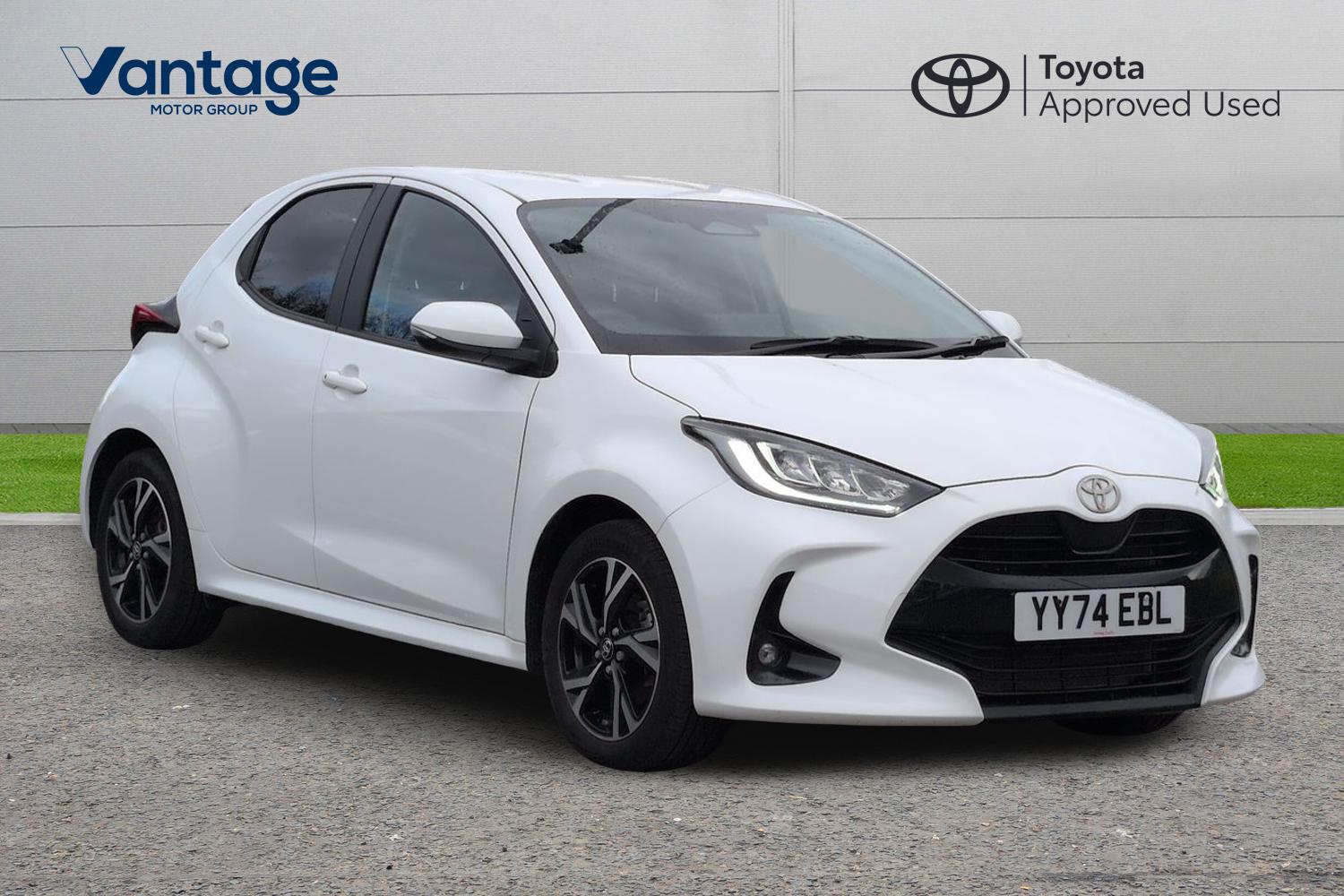 Main listing image - Toyota Yaris