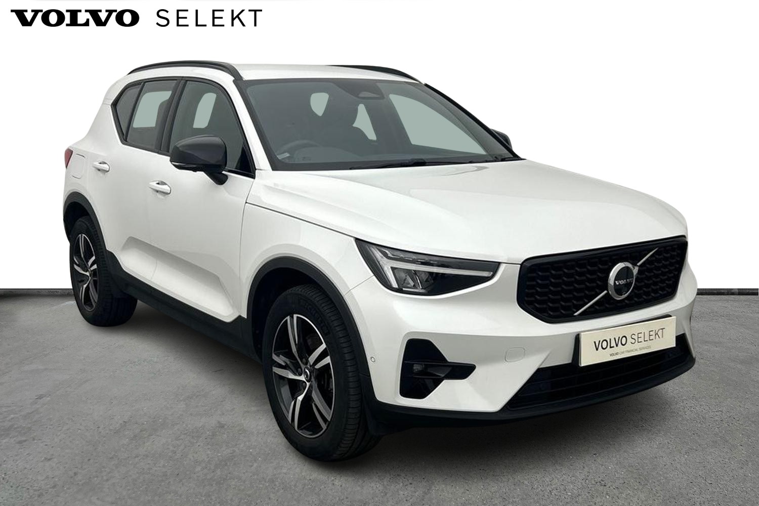 Main listing image - Volvo XC40