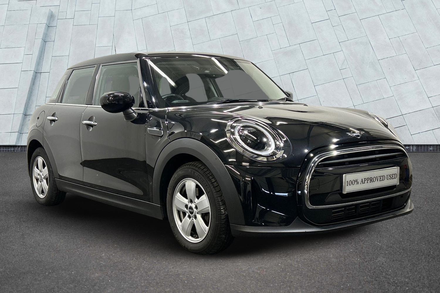 Main listing image - MINI Hatchback 5dr
