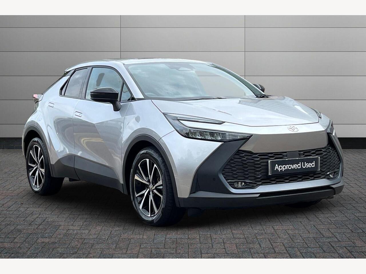 Main listing image - Toyota C-HR