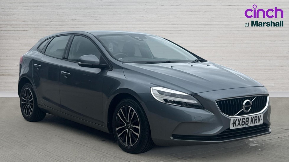 Main listing image - Volvo V40